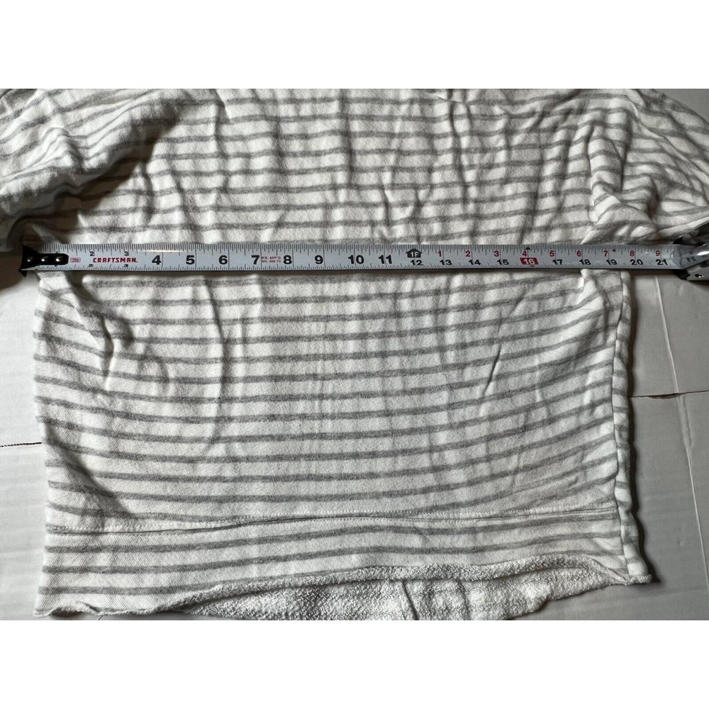 Kut From The Kloth Blouse Top Striped Open Knit White Gray Women's Size XS - Picture 6 of 9